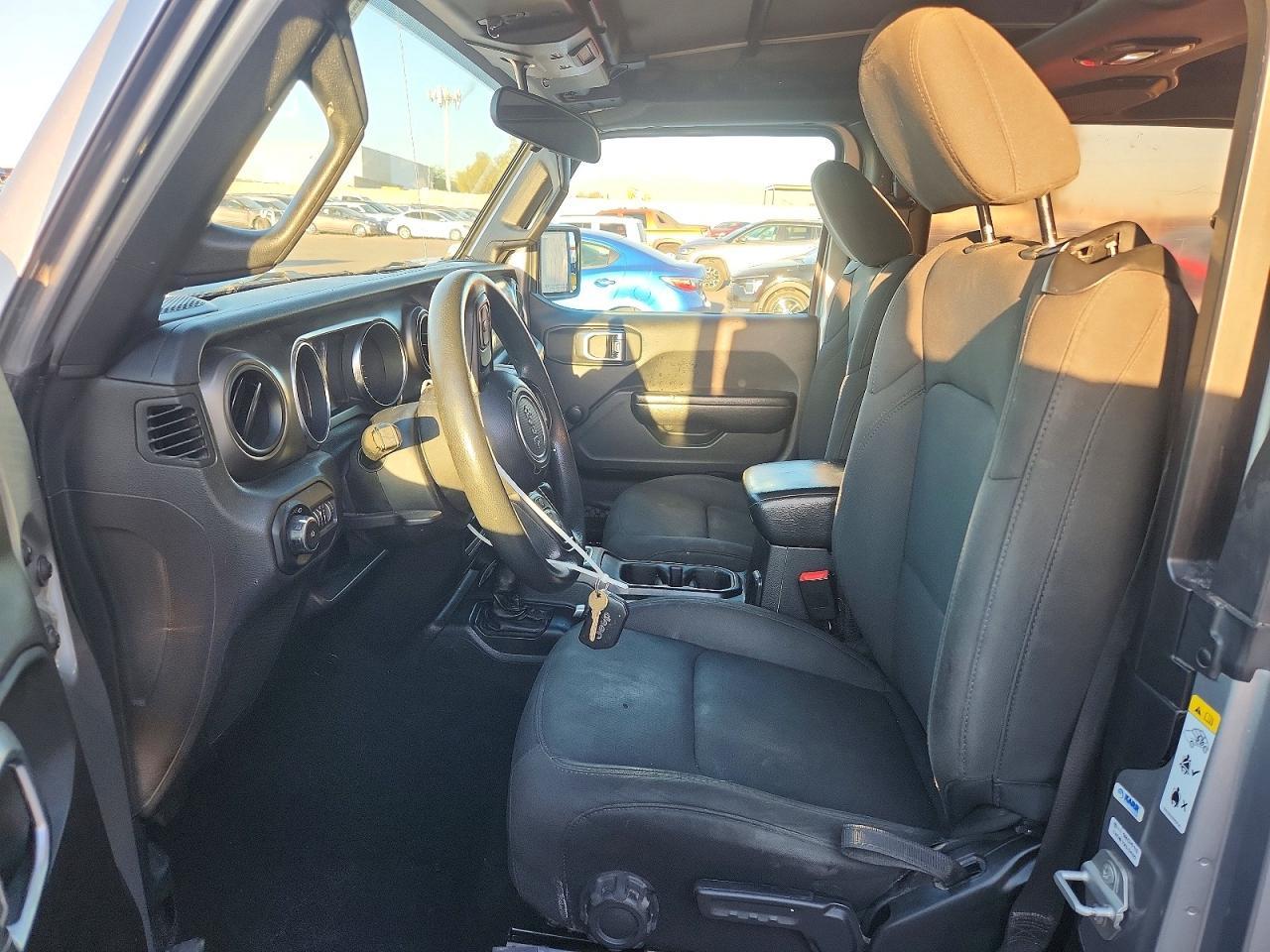 2018 Jeep Wrangler Sport - Фото 7