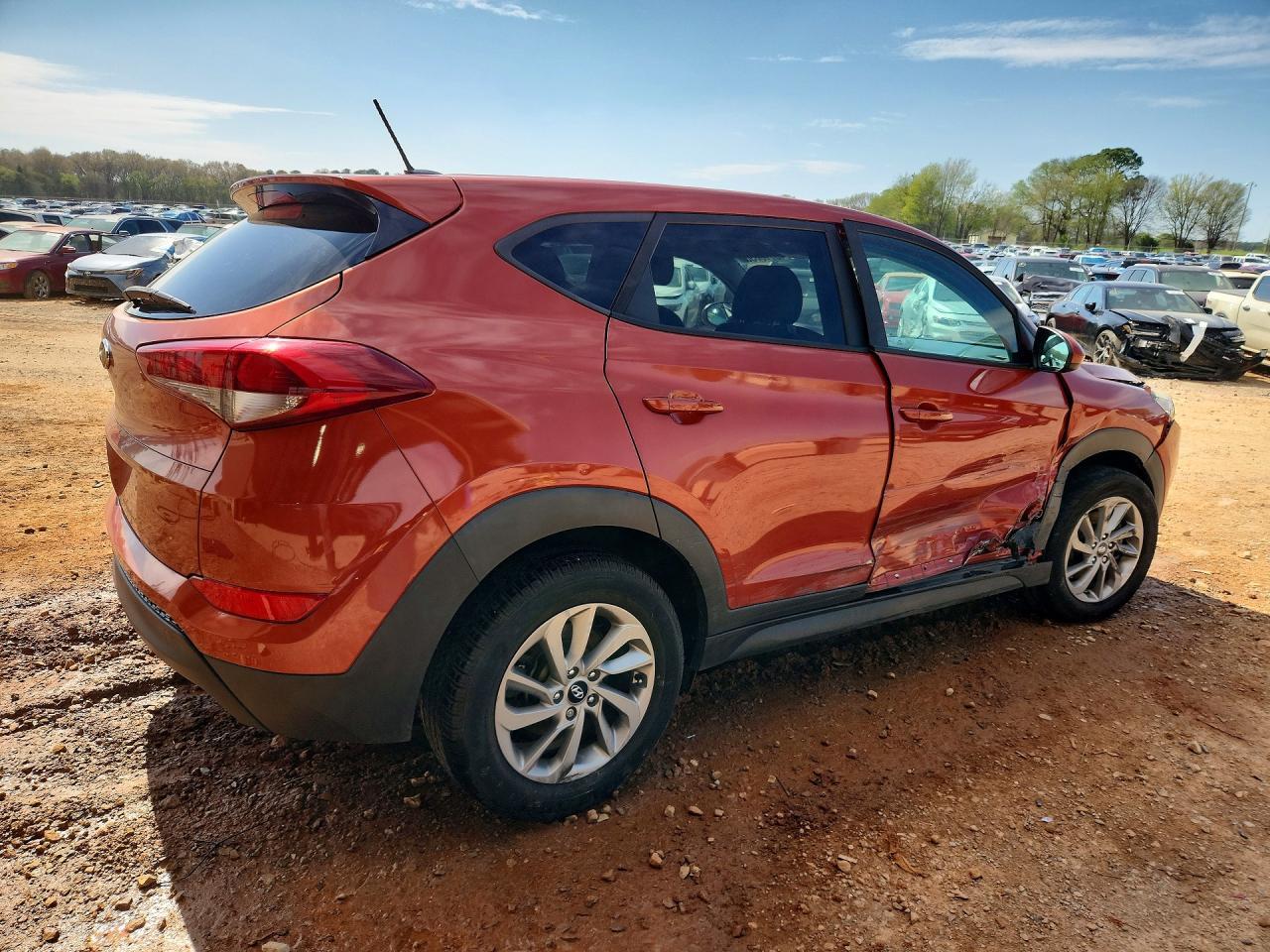 2017 Hyundai Tucson Se - Фото 3