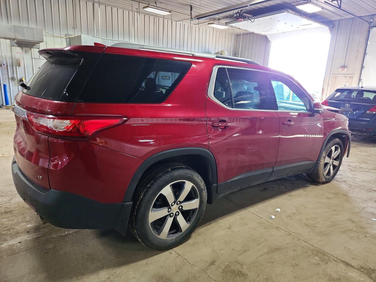 2018 Chevrolet Traverse Lt - Фото 3