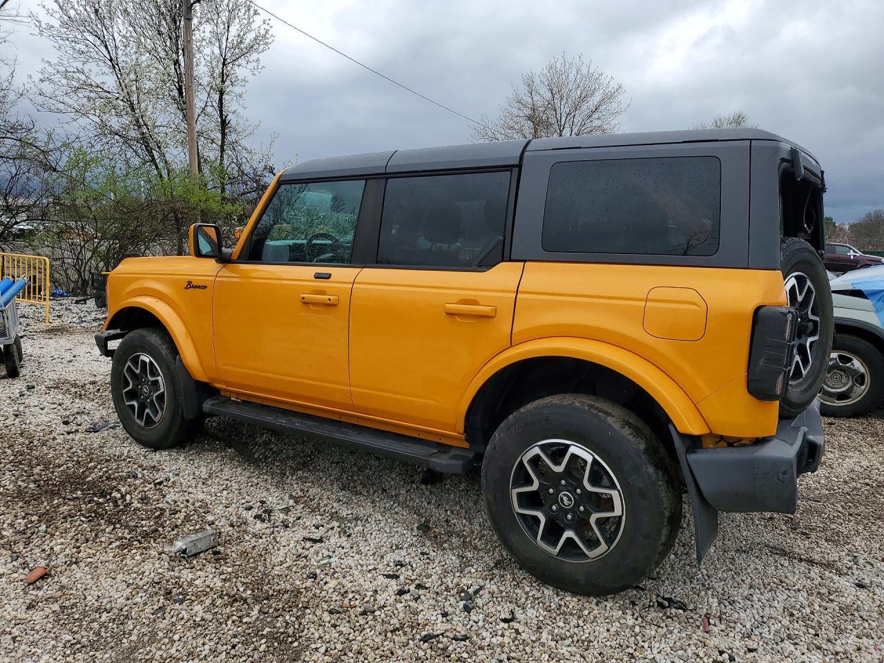 2021 Ford Bronco Base - Фото 2