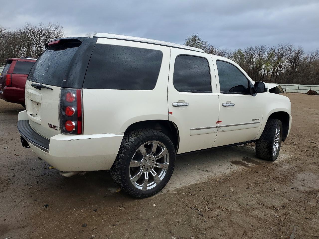 2012 GMC Yukon Denali - Фото 3