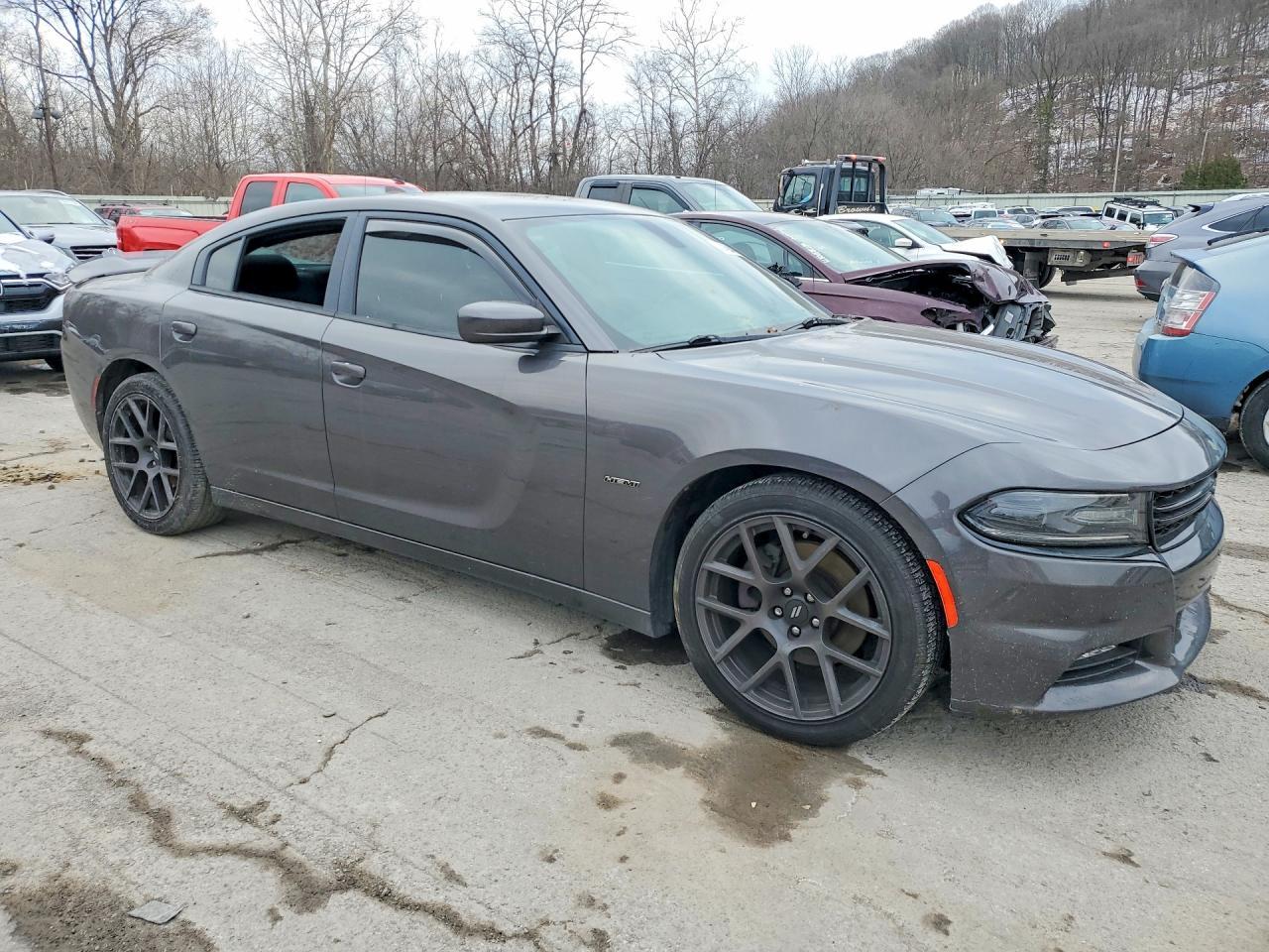 2017 Dodge Charger R - Фото 4