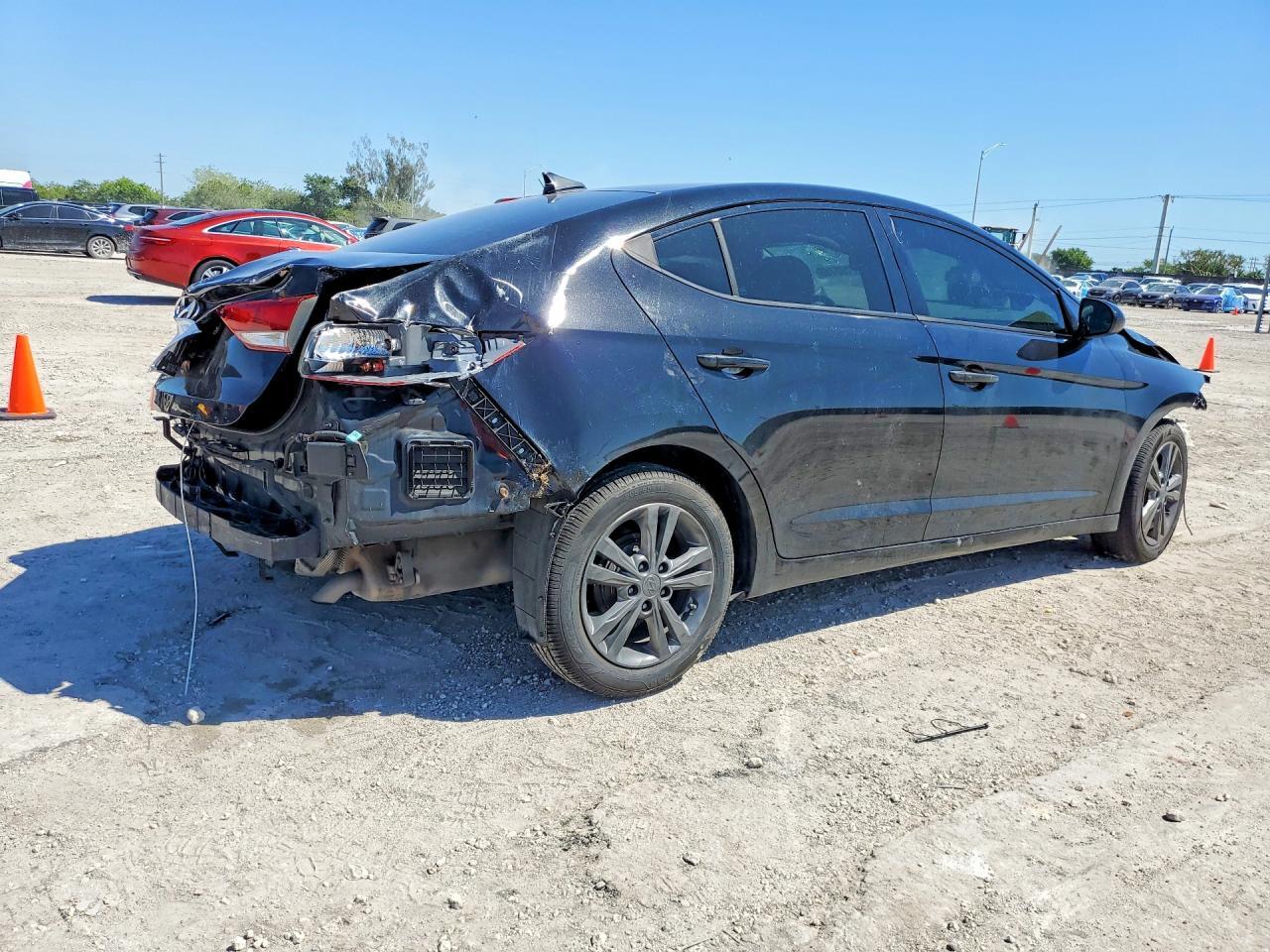 2017 Hyundai Elantra Value Edition - Image 3