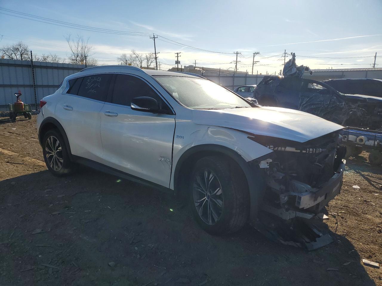 2018 Infiniti Qx30 Premium - Фото 4