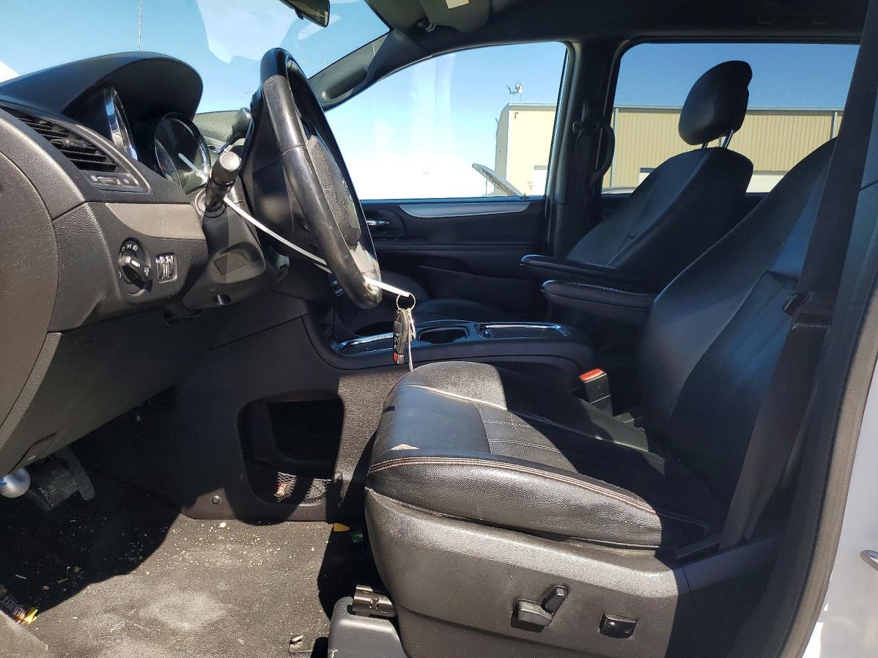 2016 Dodge Grand Caravan R - Фото 7