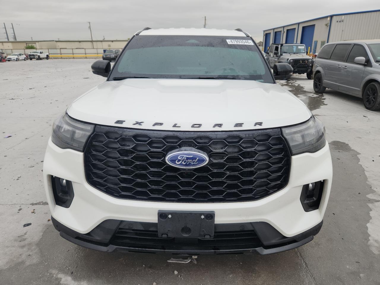 2025 Ford Explorer St-Line - Фото 5