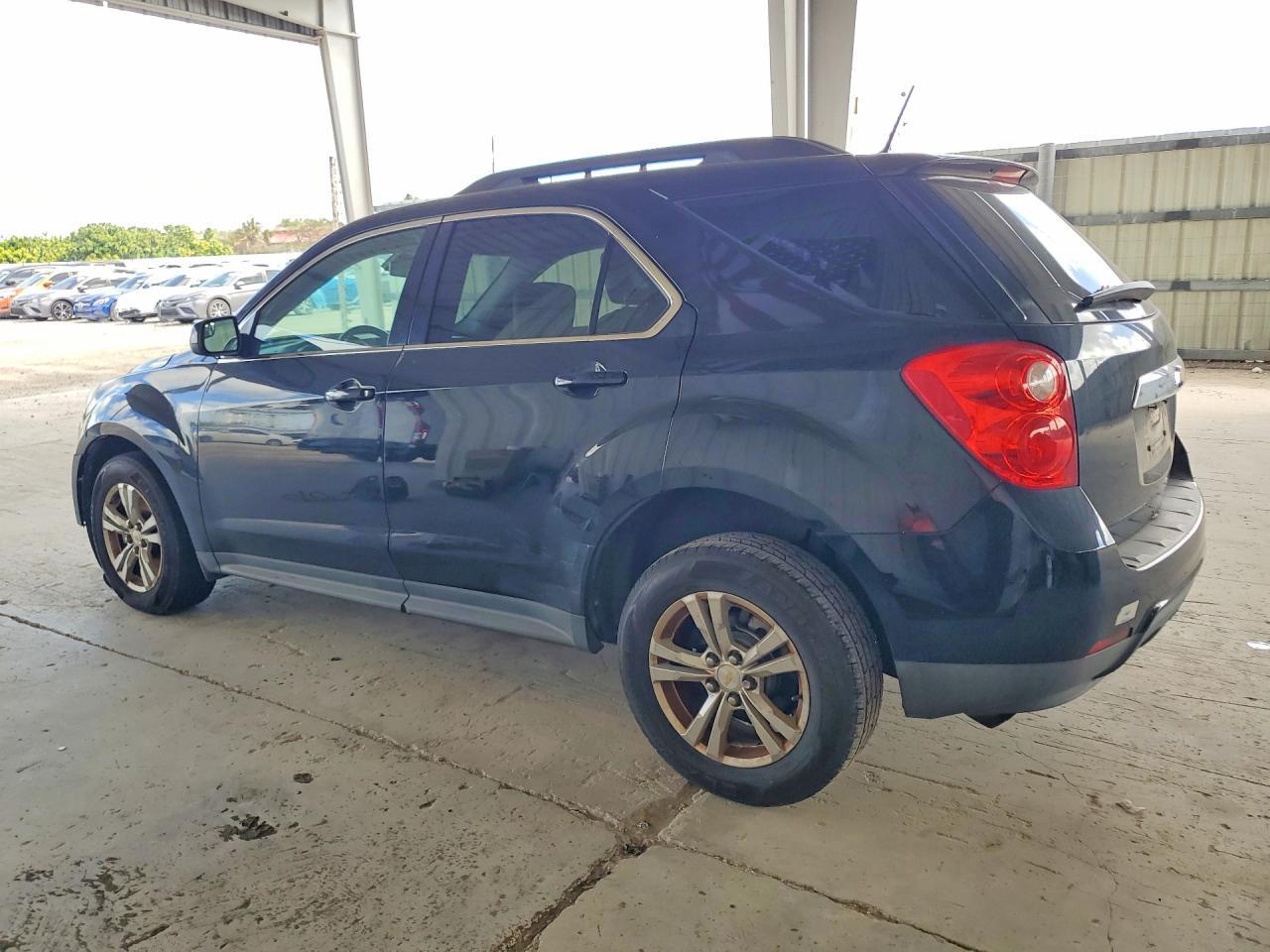 2014 Chevrolet Equinox Lt - Image 2