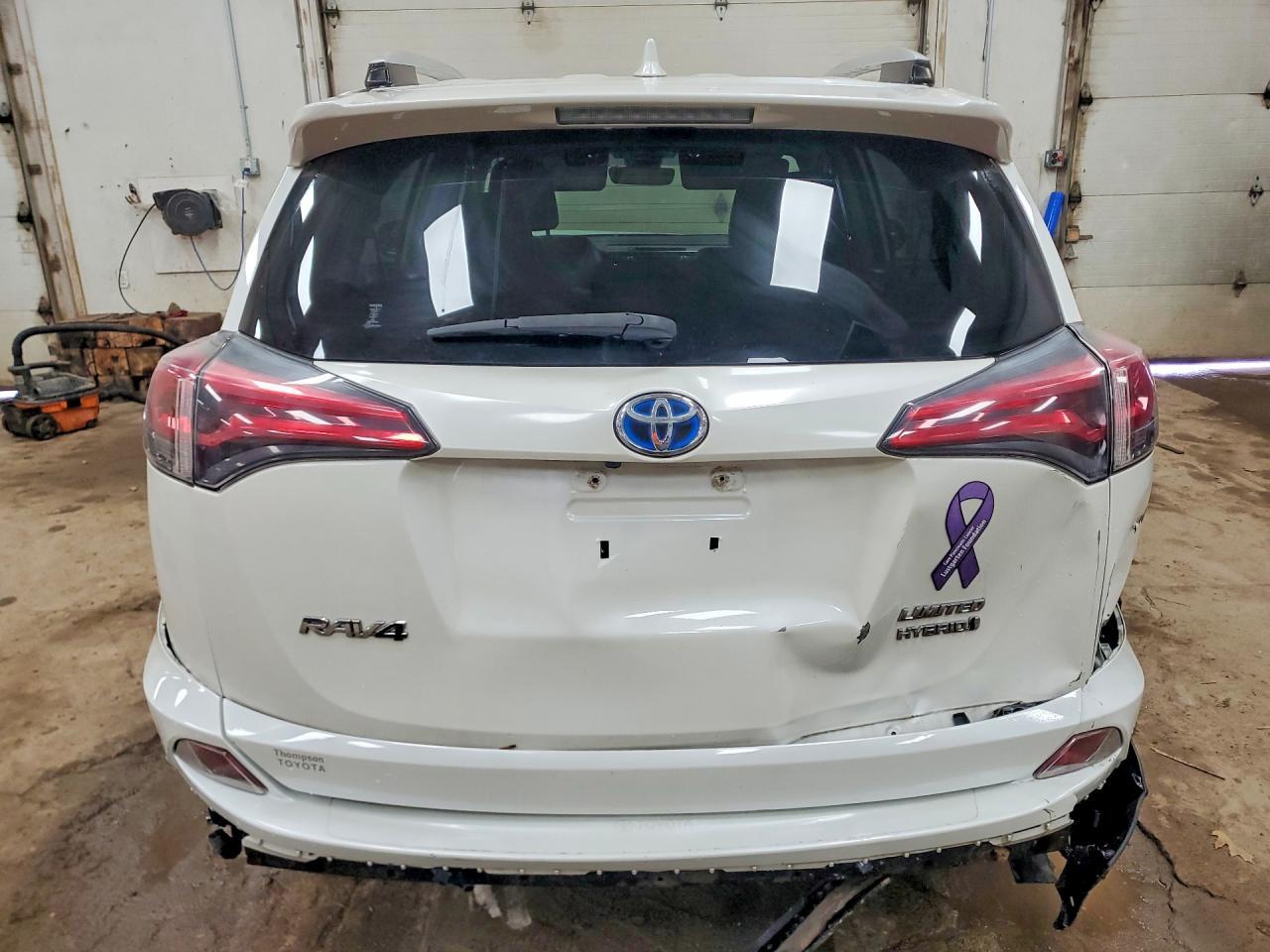 2016 Toyota Rav4 Hybrid Limited - Фото 6