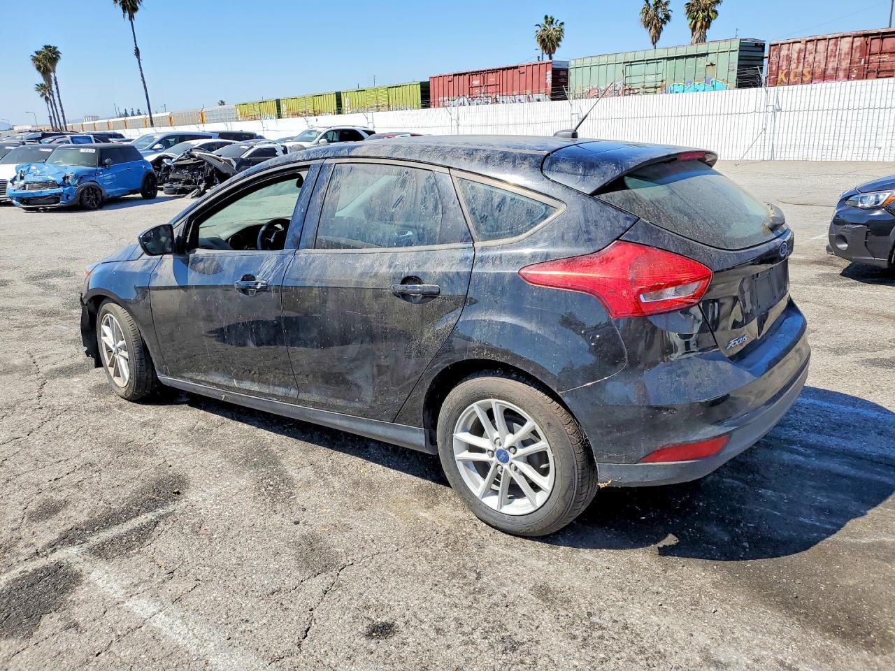 2018 Ford Focus Se - Image 2
