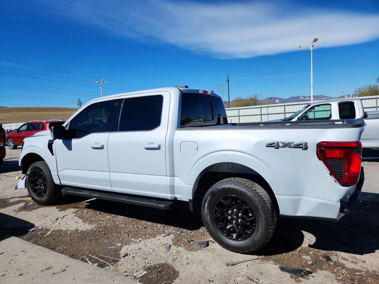 2025 Ford F150 Xlt - Фото 2