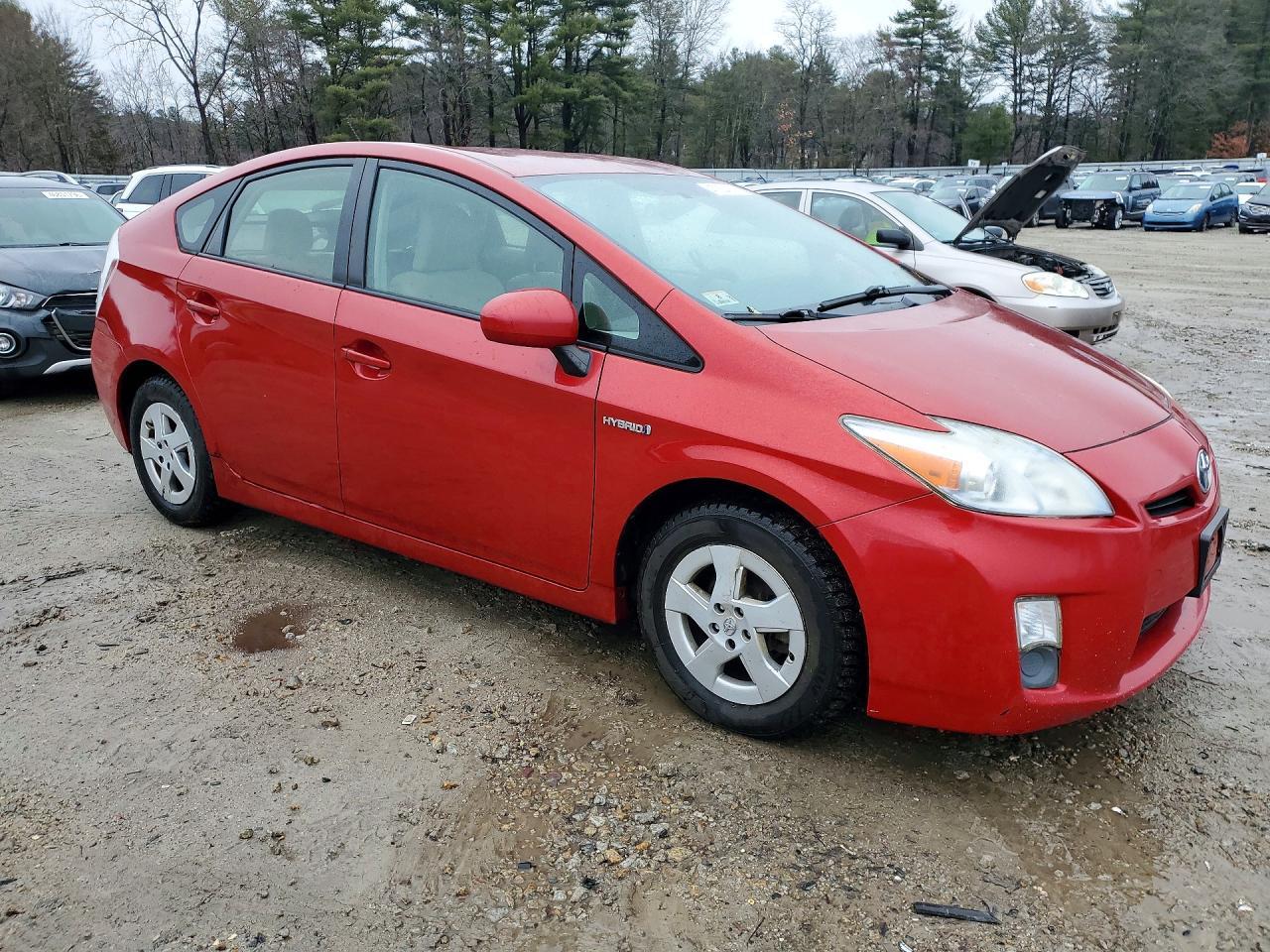 2011 Toyota Prius Three - Image 4