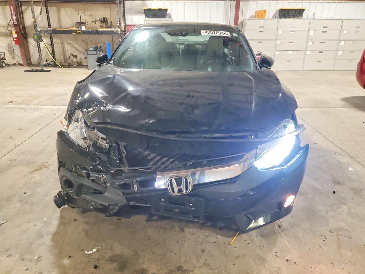 2017 Honda Civic Touring - Фото 5