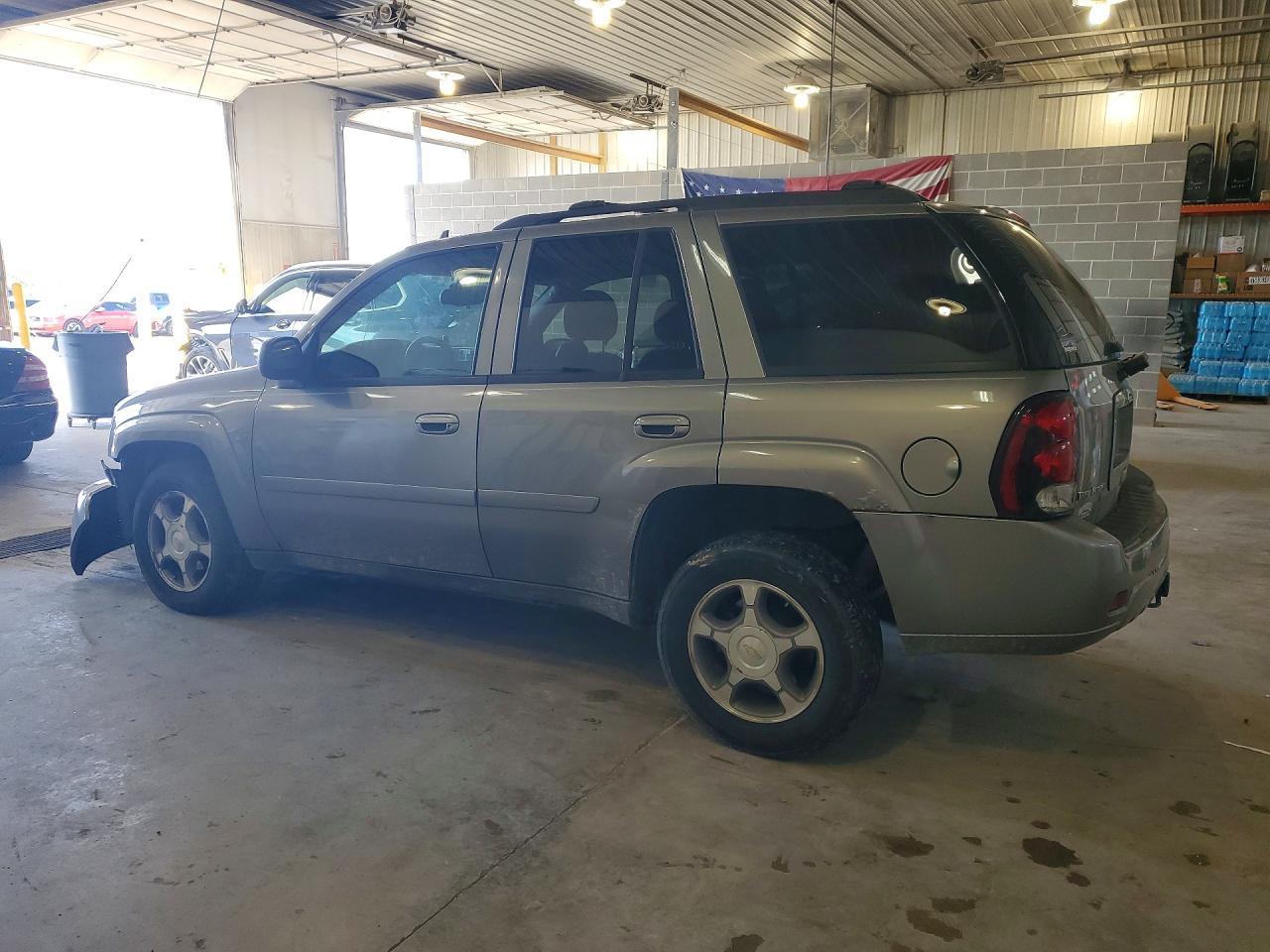 2008 Chevrolet Trailblazer Ls - Фото 2