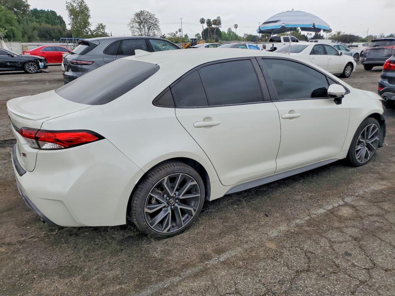 2020 Toyota Corolla - Image 3