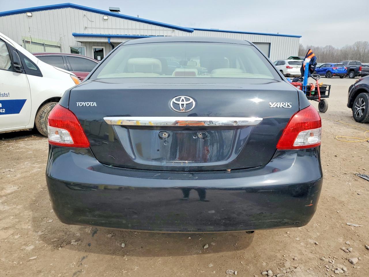 2007 Toyota Yaris Base - Фото 6