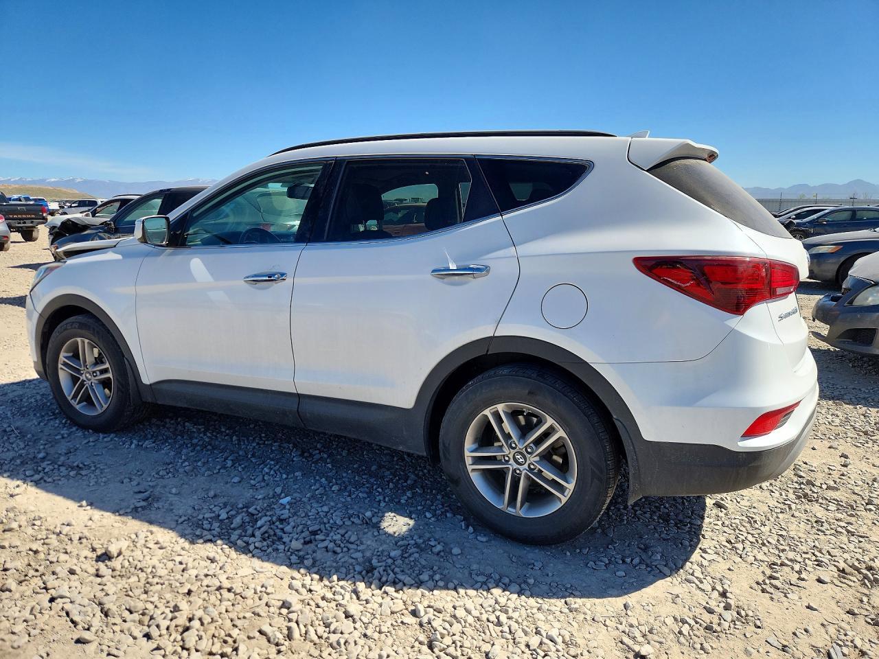 2017 Hyundai Santa Fe Sport 2.4L - Image 2