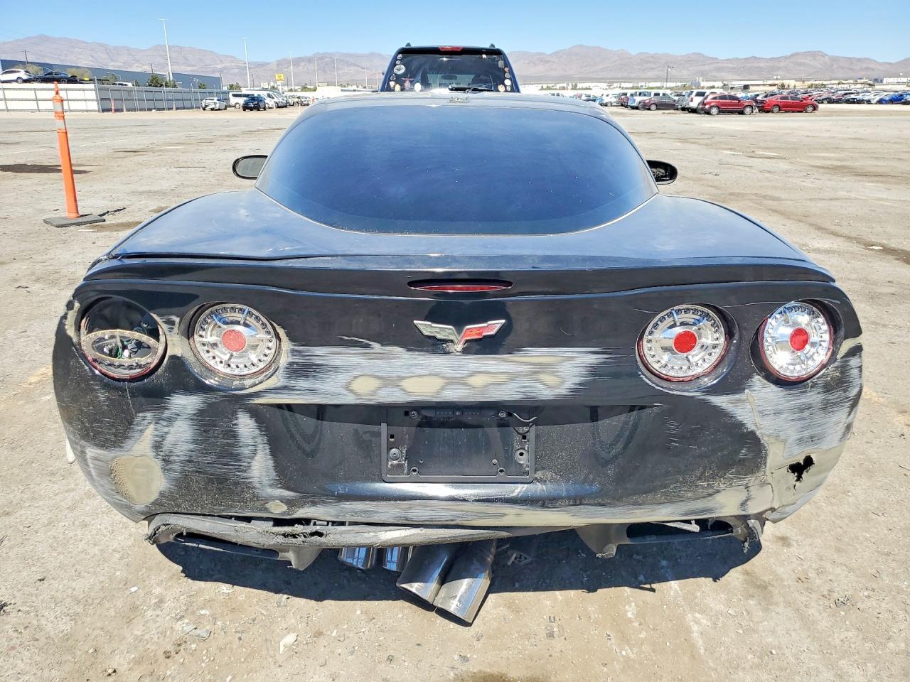 2005 Chev Corvette - Image 6