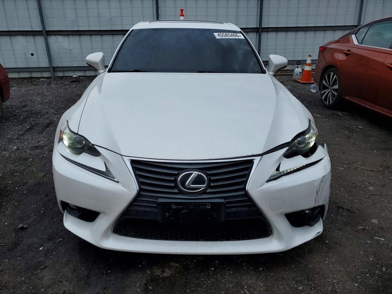 2016 Lexus Is 300 Base - Image 5