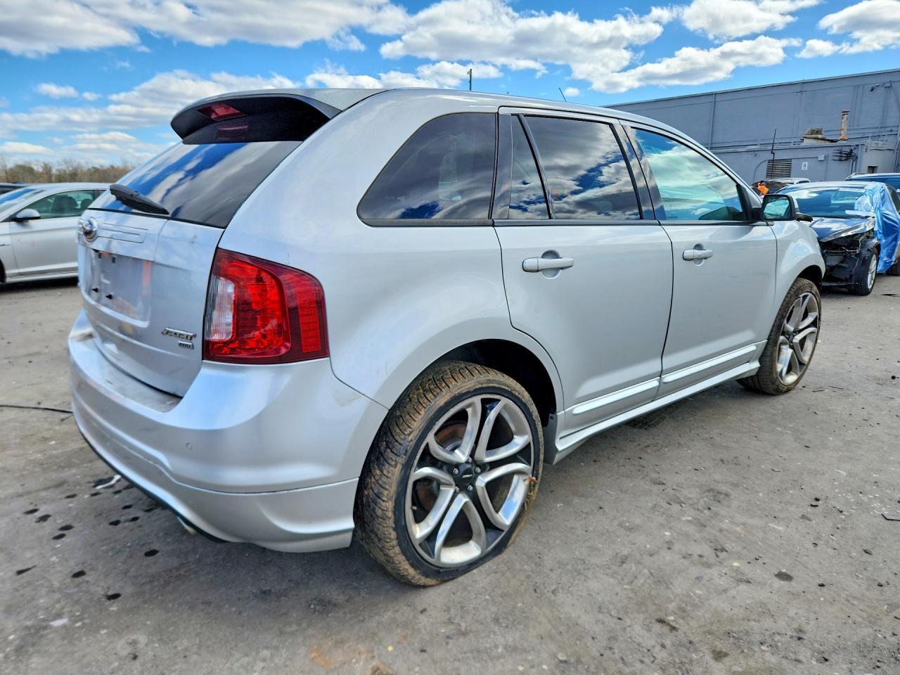 2014 Ford Edge Sport - Image 3
