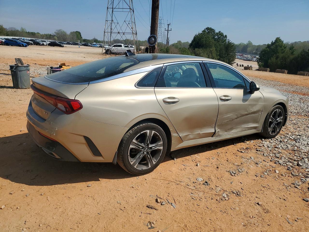2021 Kia K5 Ex - Image 3
