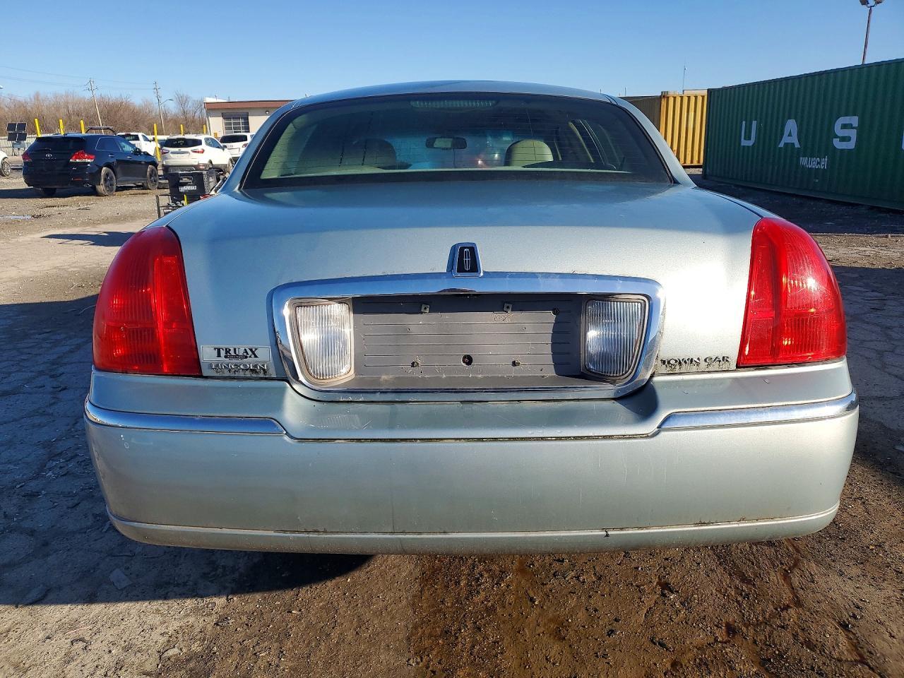 2007 Lincoln Town Car Signature - Фото 6
