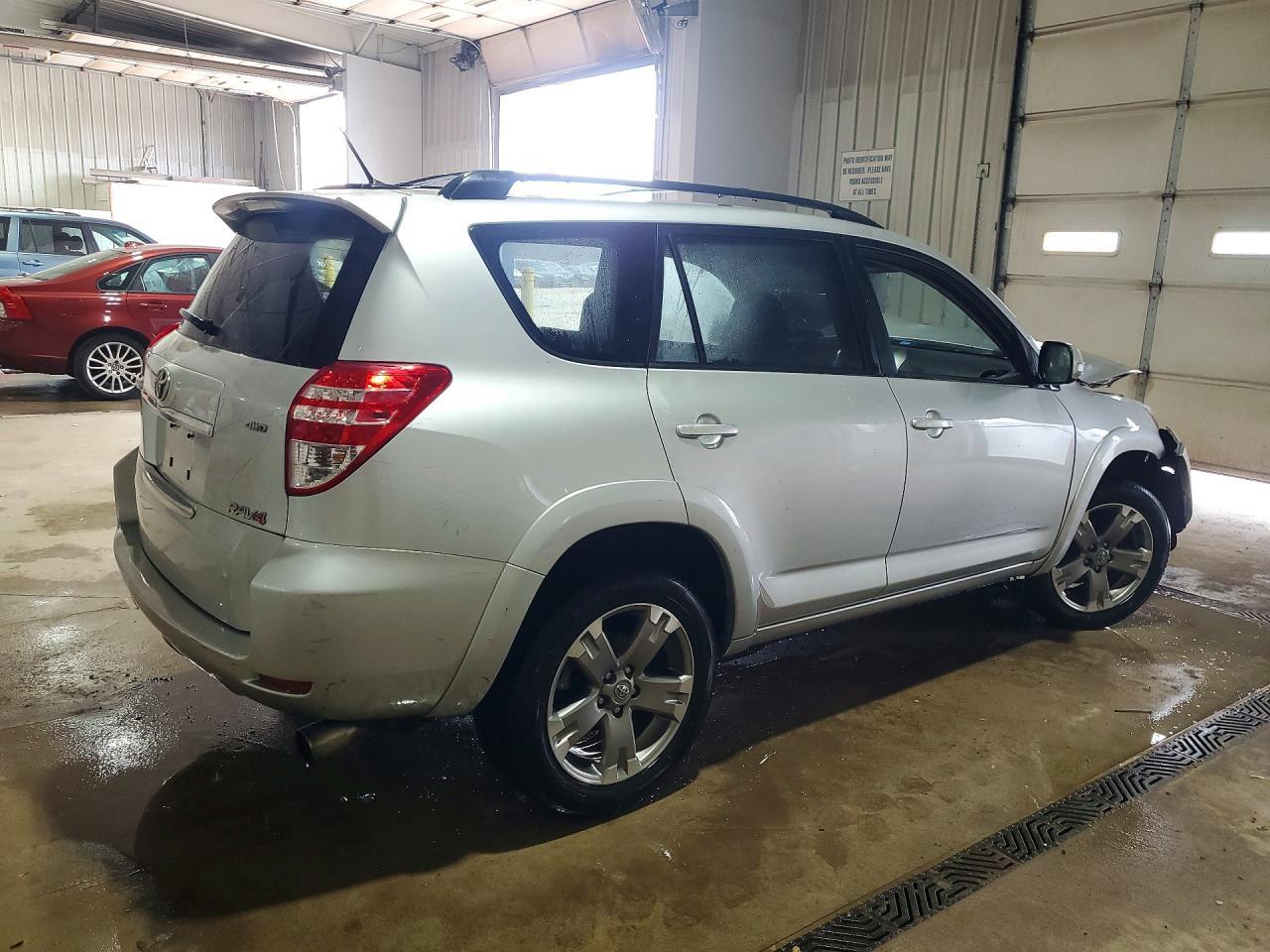 2011 Toyota Rav4 Sport - Фото 3