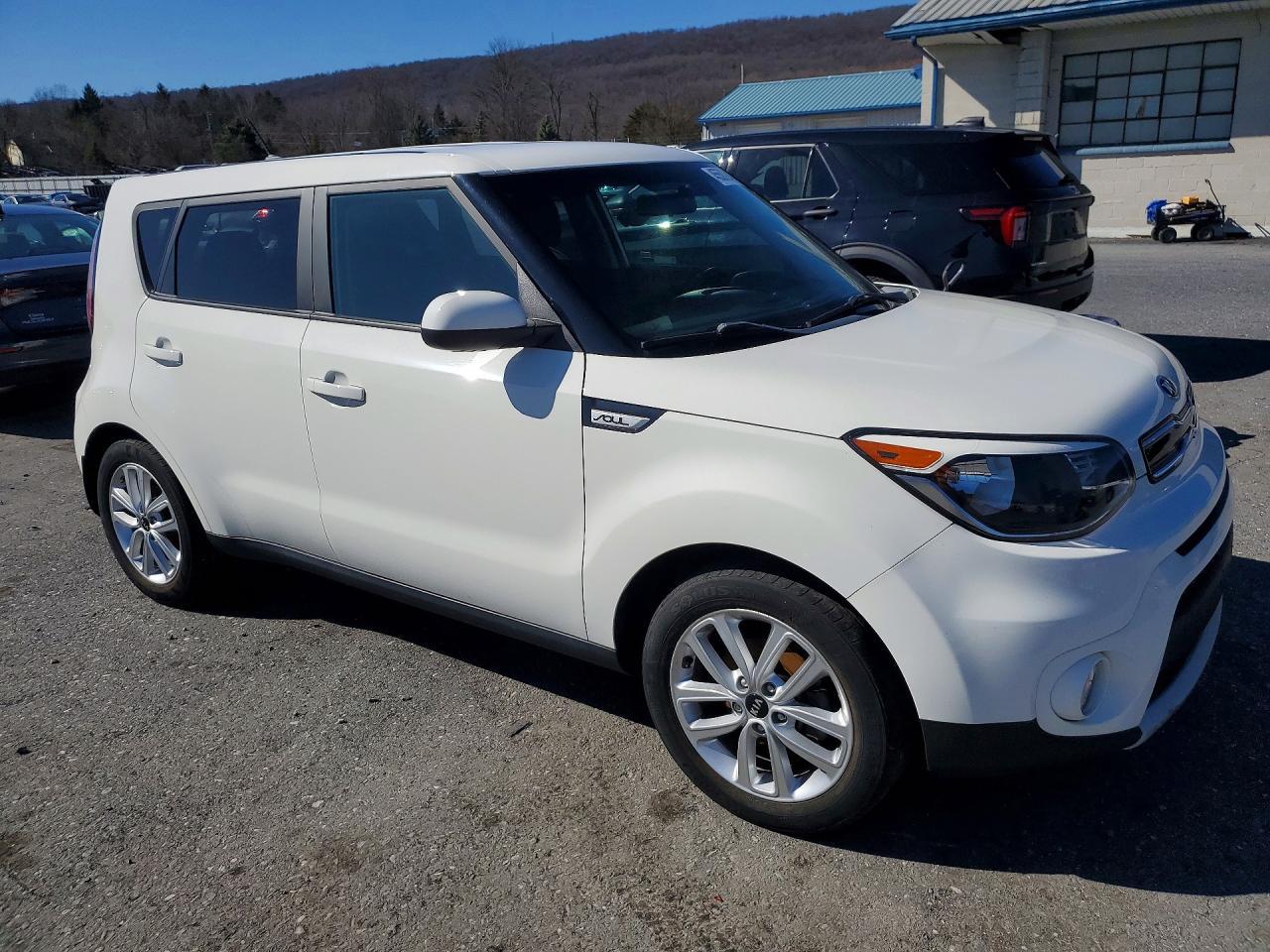 2019 Kia Soul + - Image 4