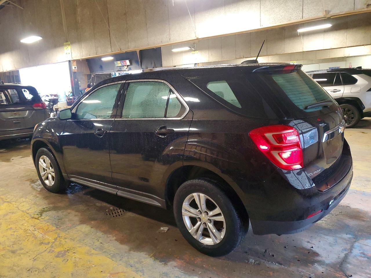 2017 Chevrolet Equinox Ls - Image 2