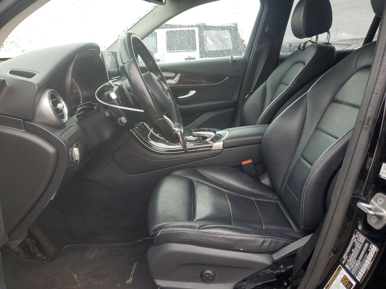 2016 Mercedes-Benz Glc 300 4Matic - Image 7