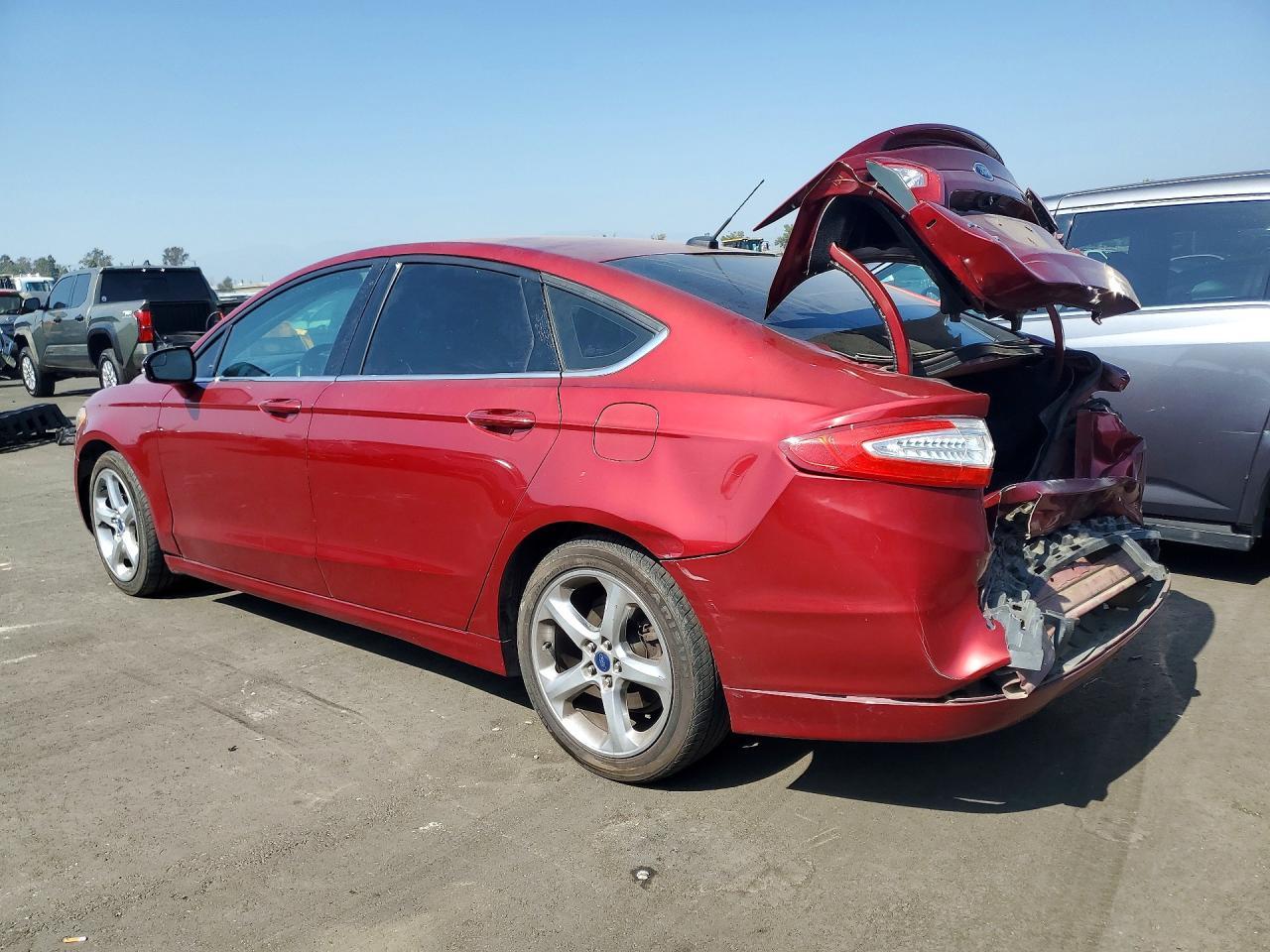 2016 Ford Fusion Se - Image 2