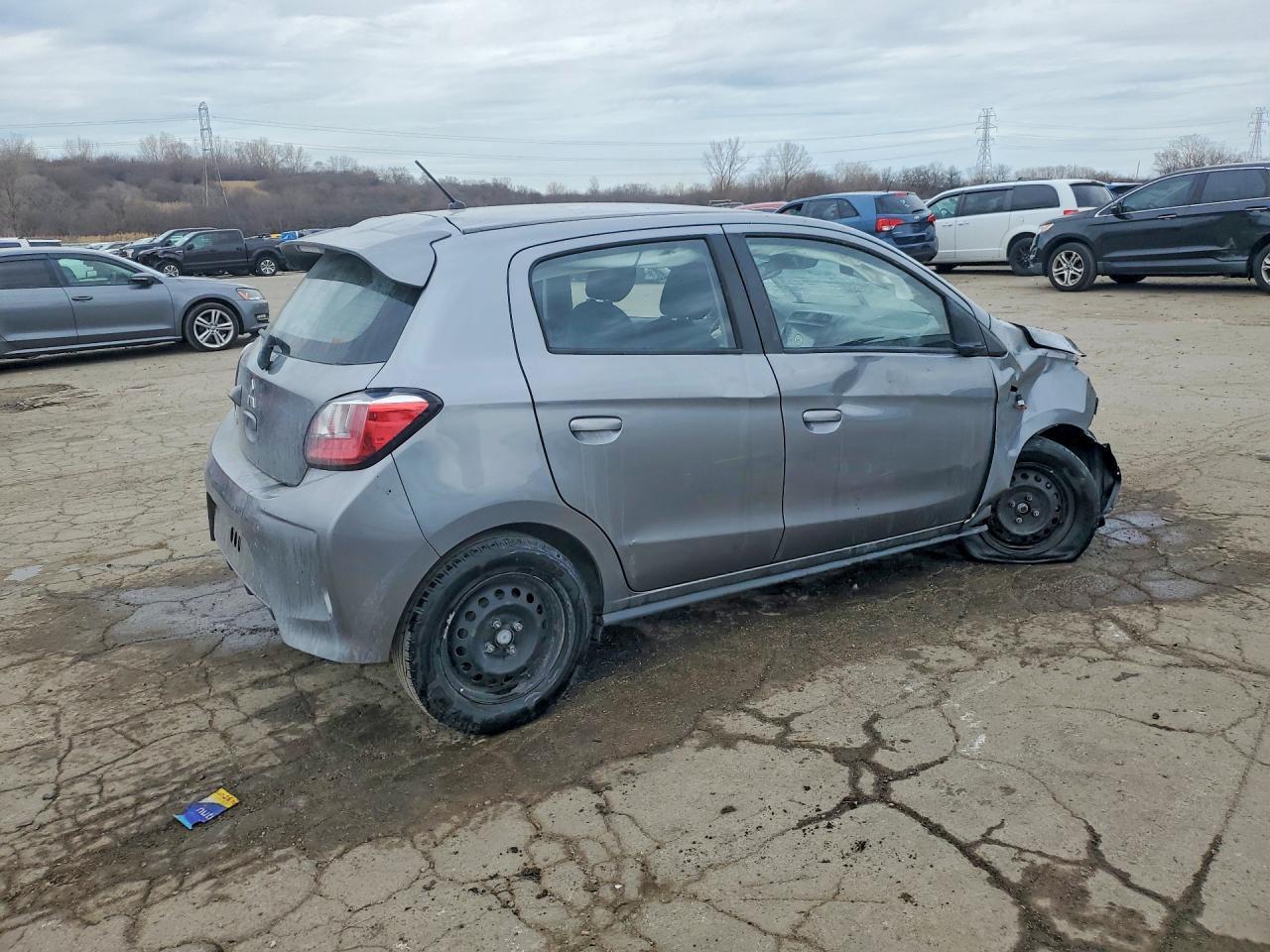 2021 Mitsubishi Mirage Es - Фото 3