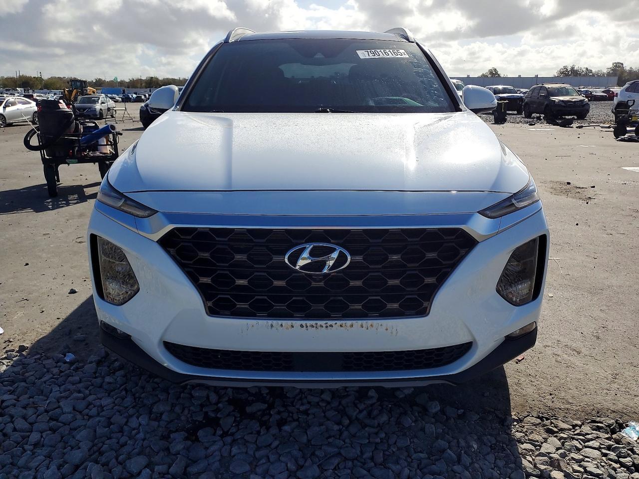 2019 Hyundai Santa Fe Ultimate 2.4L - Image 5