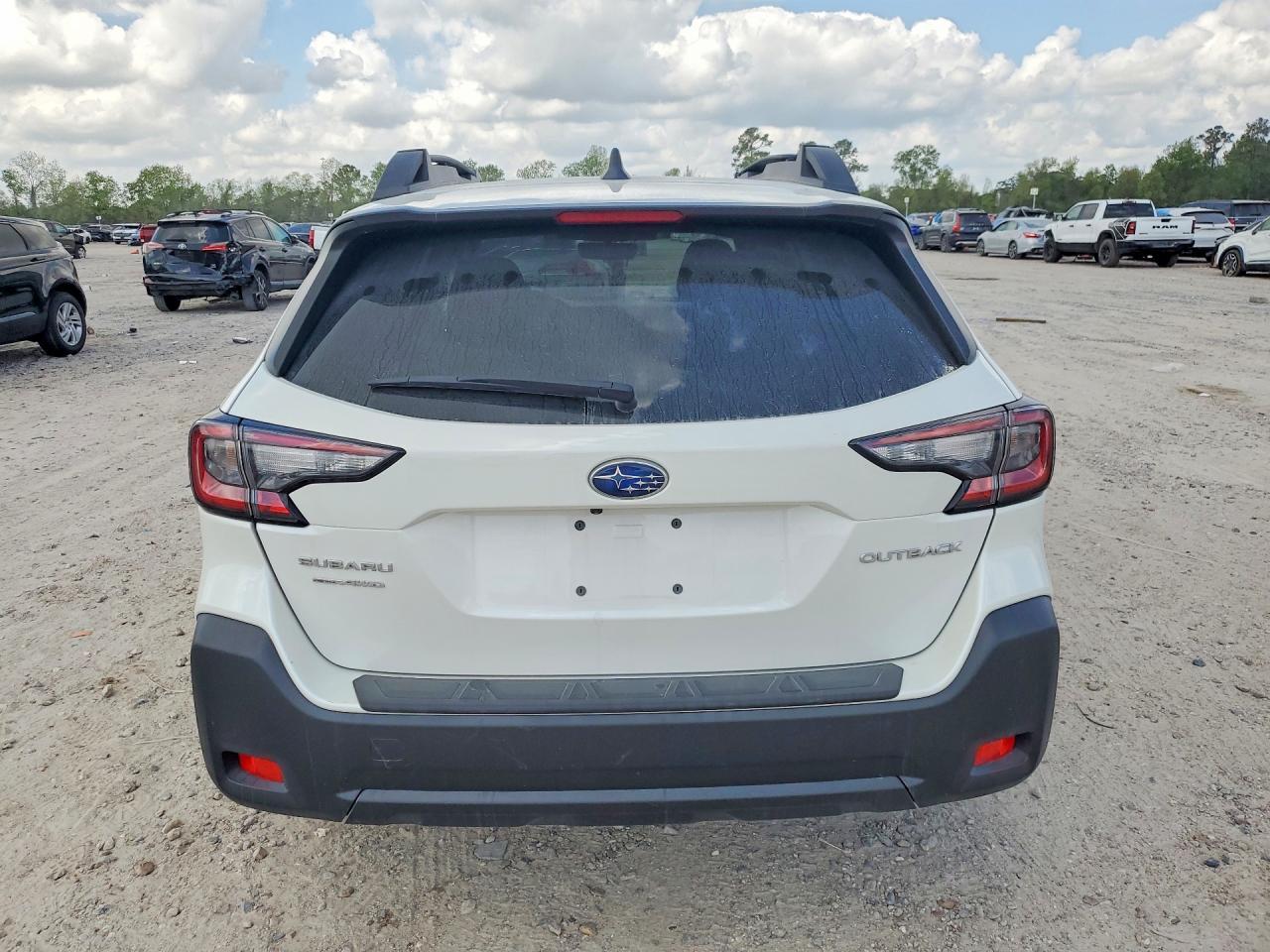 2025 Subaru Outback Premium - Image 6