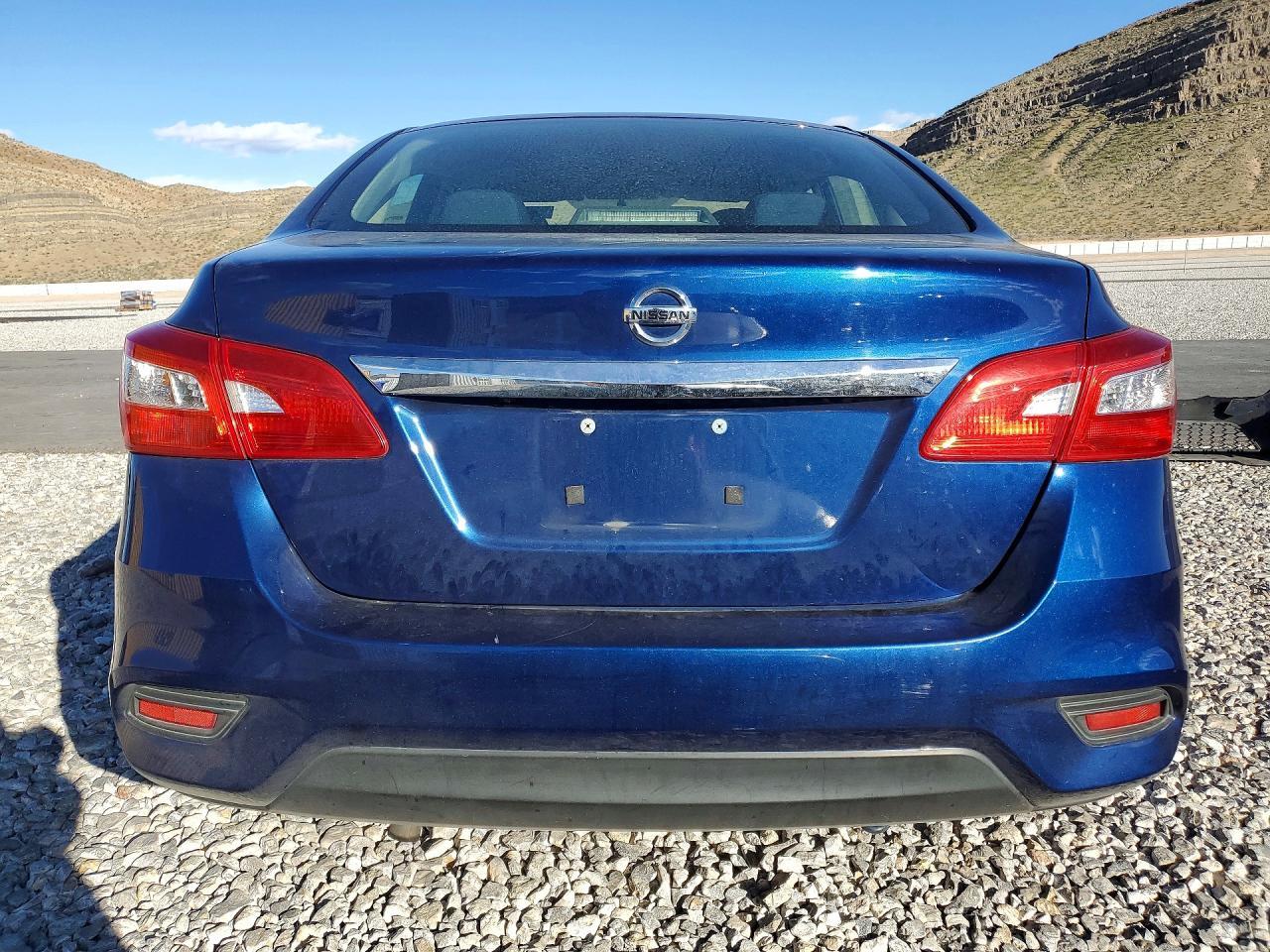 2019 Nissan Sentra S - Image 6