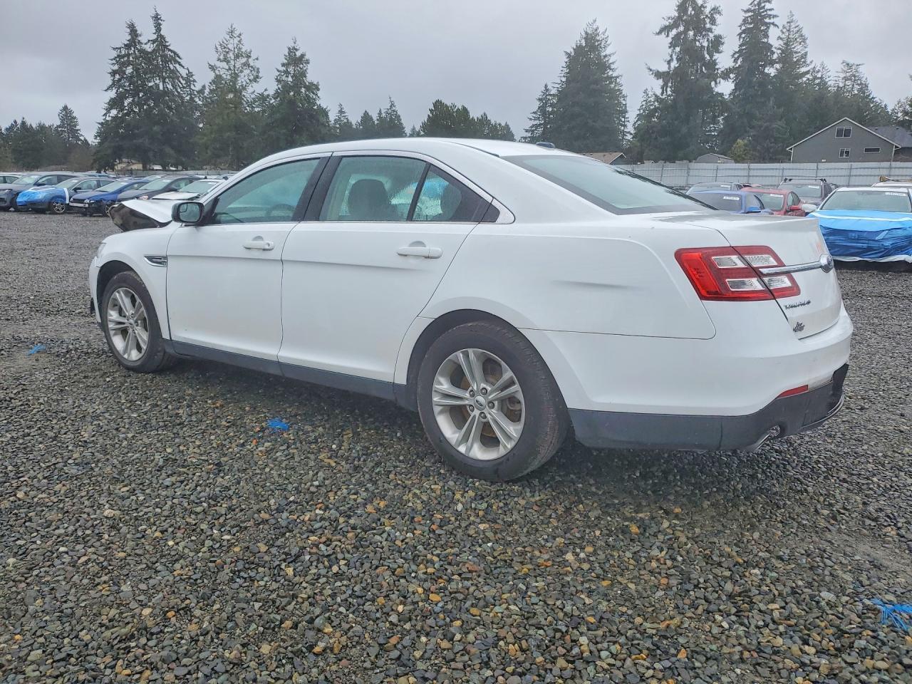 2016 Ford Taurus Se Comfort - Фото 2