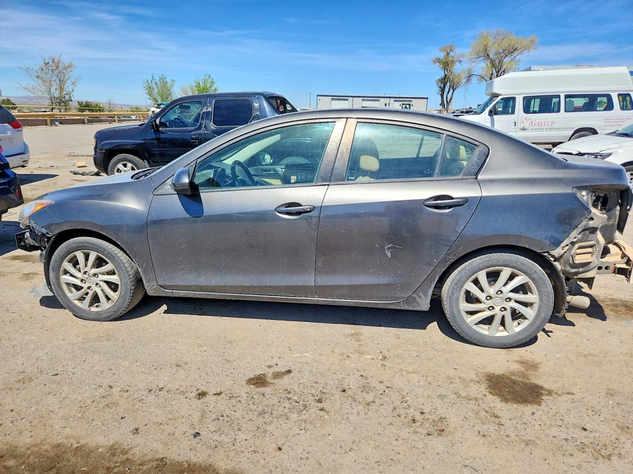 2012 Mazda 3 I - Image 2