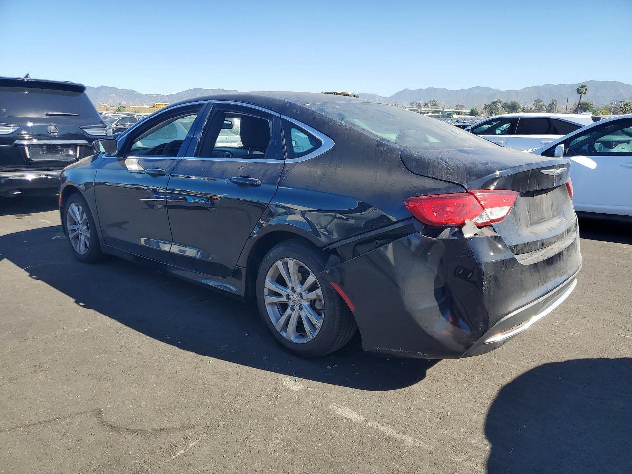2016 Chrysler 200 Limited - Image 2