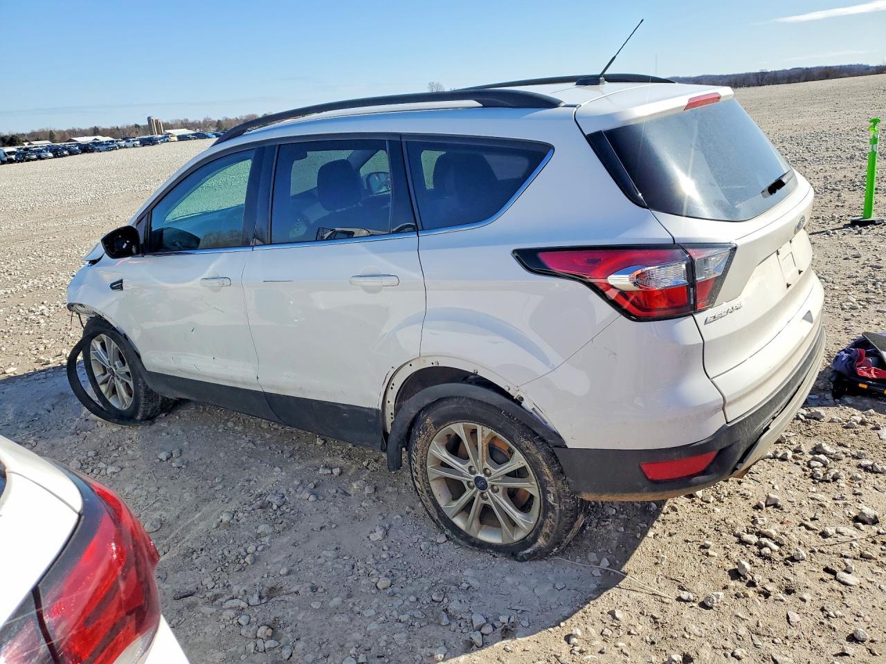 2018 Ford Escape Se - Фото 2