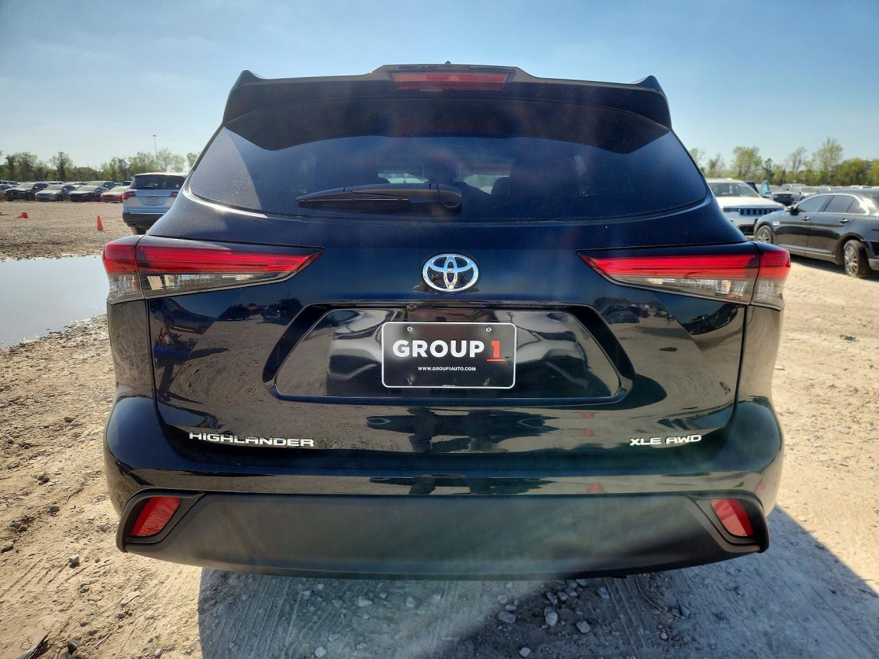 2021 Toyota Highlander Xle - Image 6