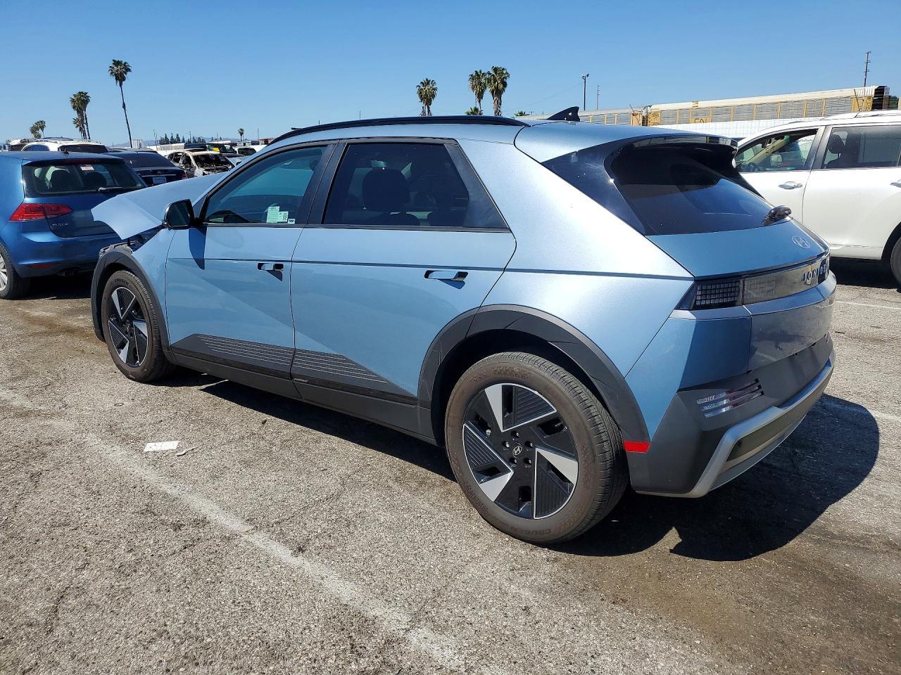 2025 Hyundai Ioniq 5 Sel - Image 2
