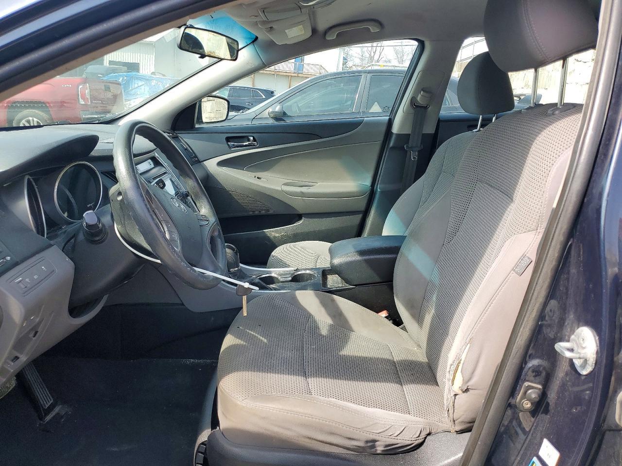 2011 Hyundai Sonata Gls - Image 7