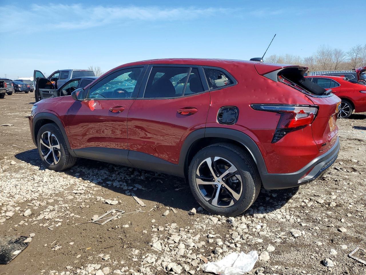 2024 Chevrolet Trax 1Rs - Image 2