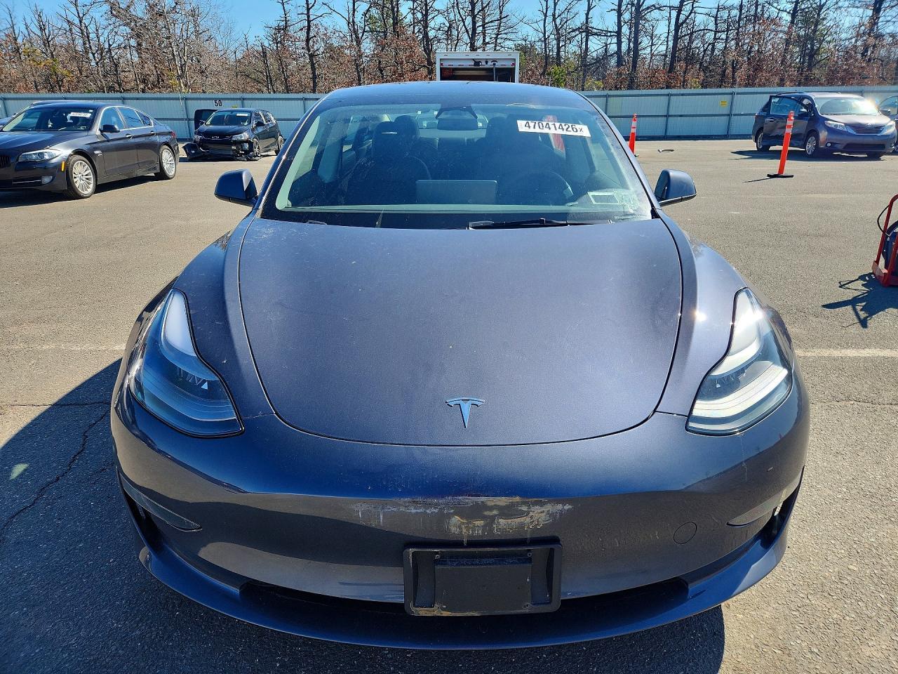 2023 Tesla Model 3 - Фото 5