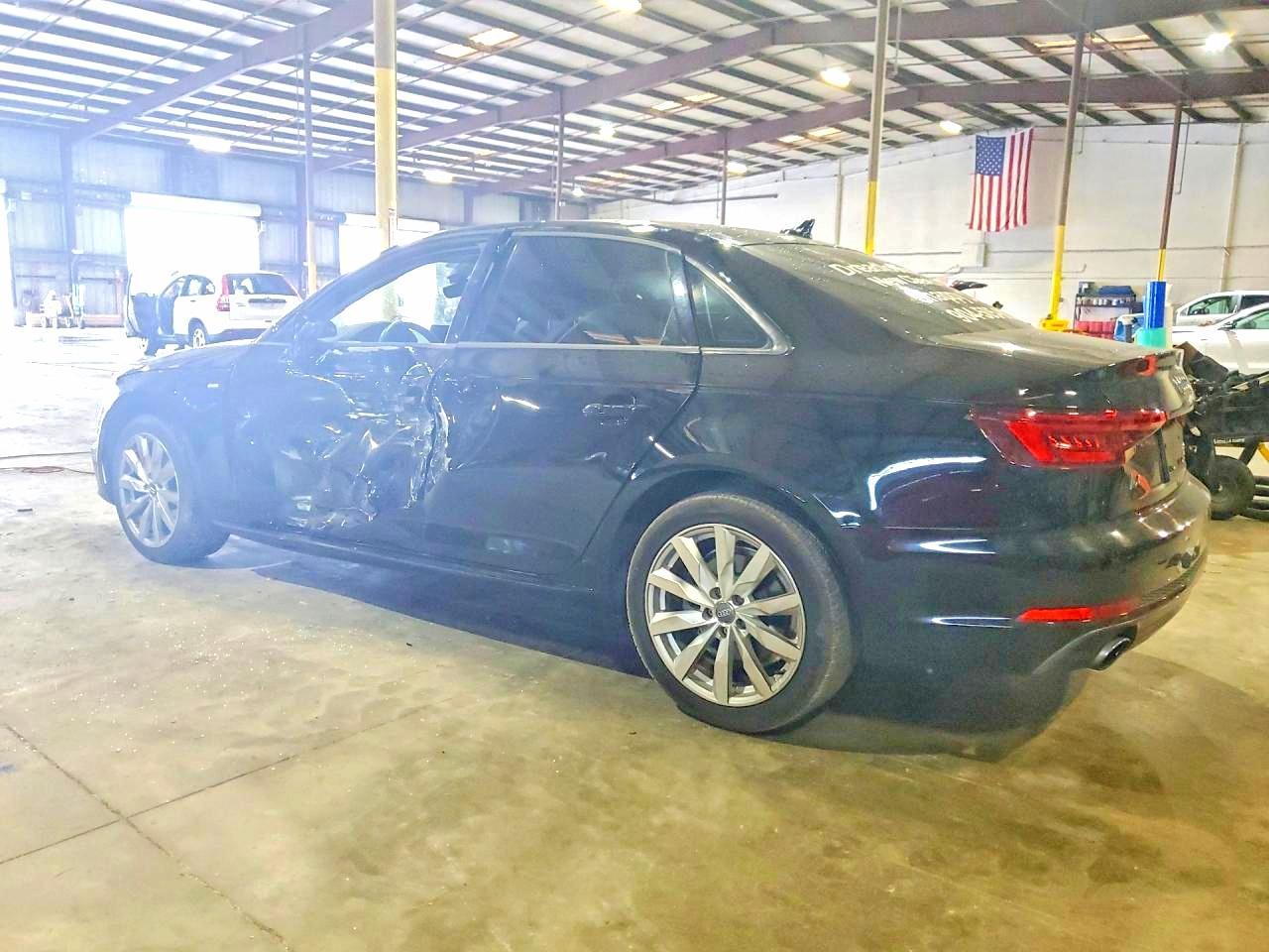 2018 Audi A4 Premium - Фото 2