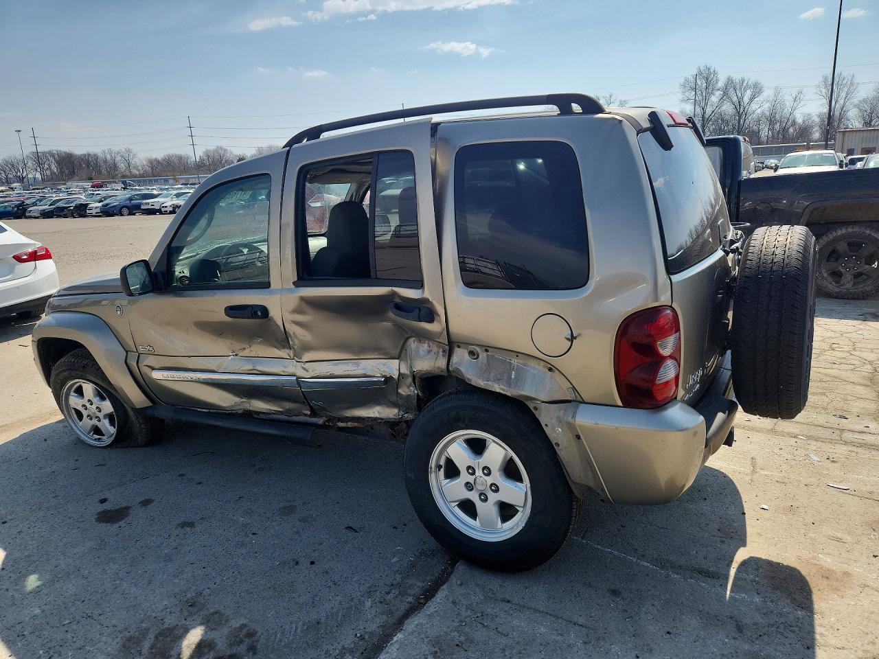 2006 Jeep Liberty Sport - Image 2