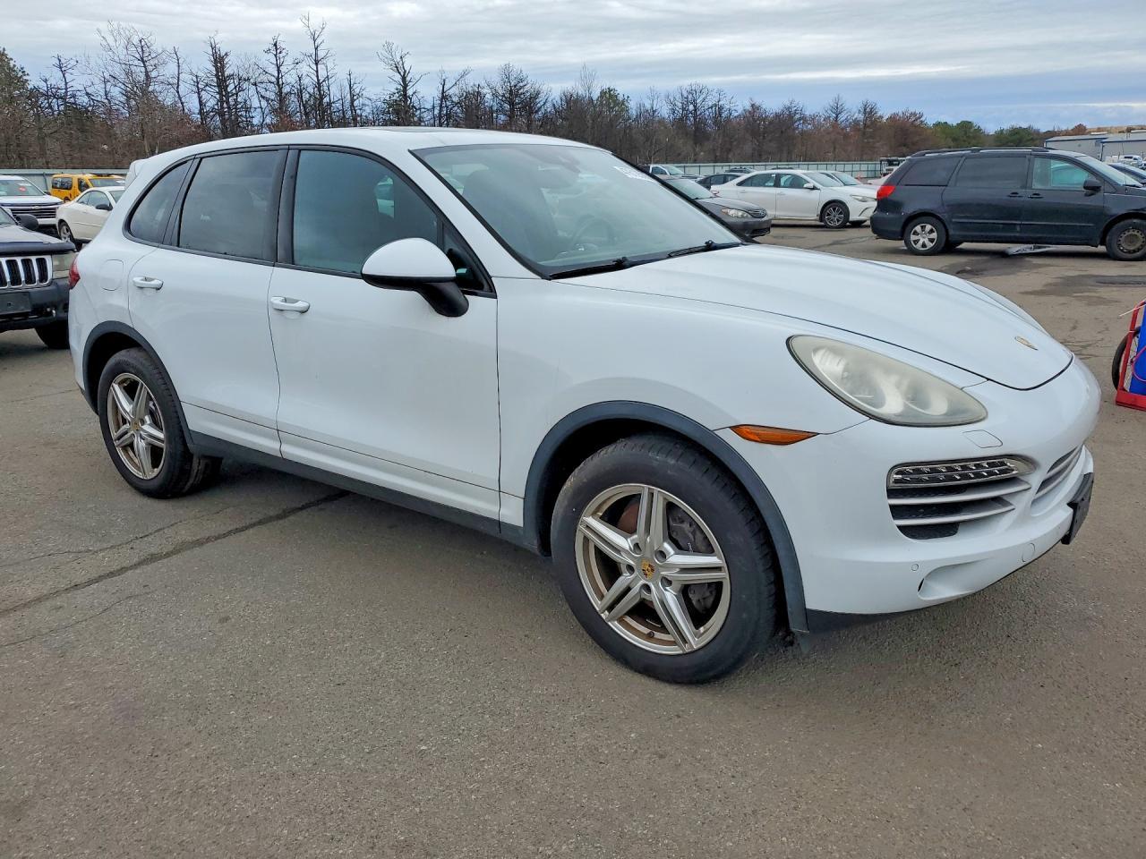 2014 Porsche Cayenne - Image 4