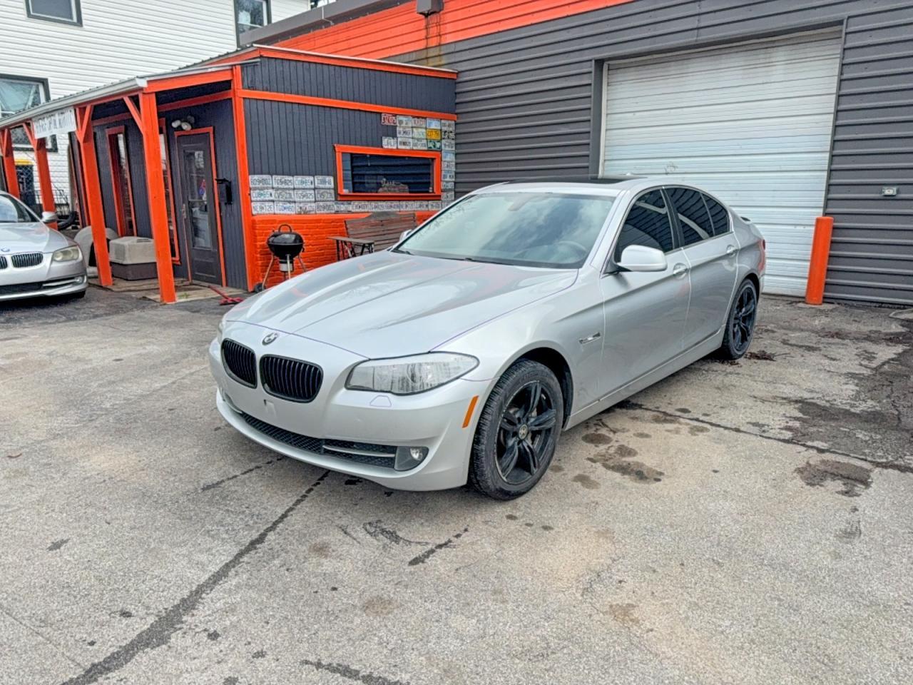 2013 BMW 535 Xi - Фото 2