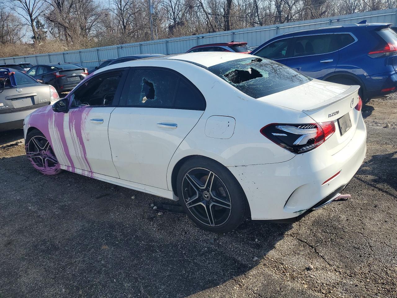 2019 Mercedes-Benz A 220 4Matic - Фото 2