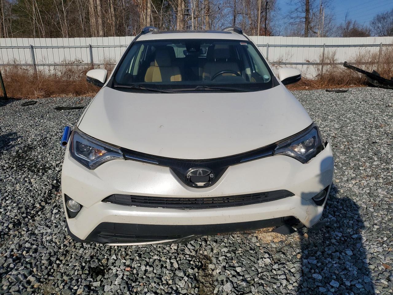 2018 Toyota Rav4 Limited - Image 5