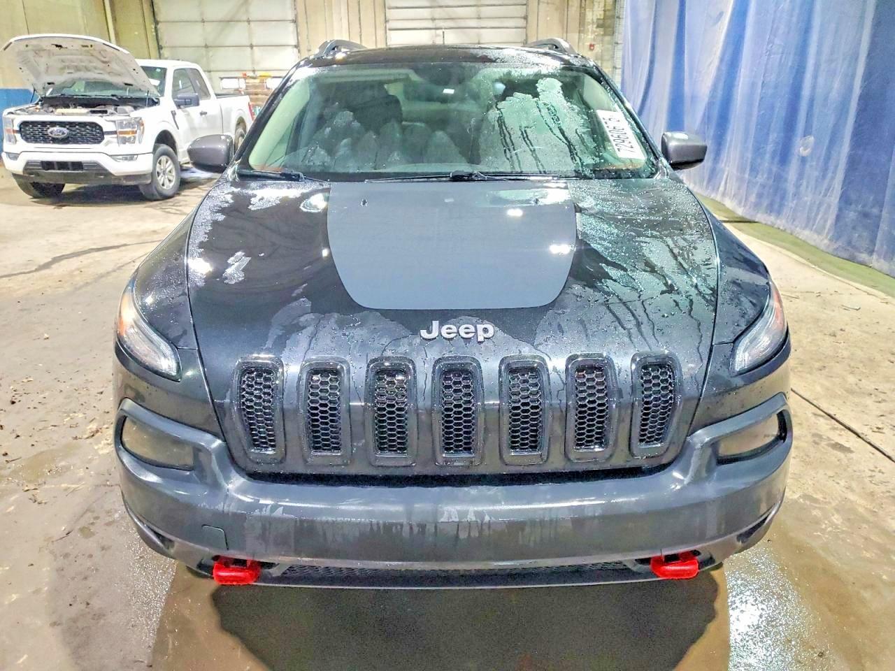 2016 Jeep Cherokee Trailhawk - Image 5
